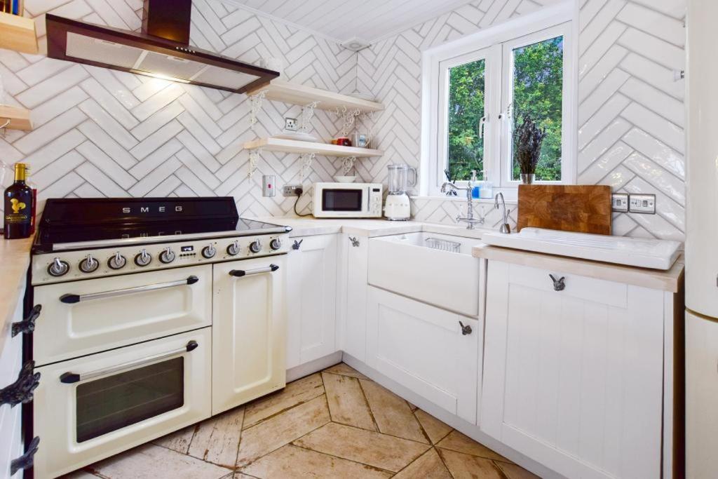 Luxury In The Heart Of The Cotswolds *